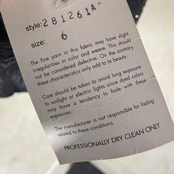 Top - Veronique Young - Picture 8 of 8